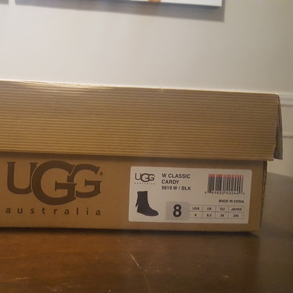 Ugg Black Cardy boots - size 8 - Picture 7 of 7